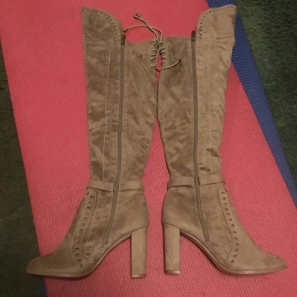 Women’s Tall Buckle Detail Heeled Thigh High Boots - Taupe 10